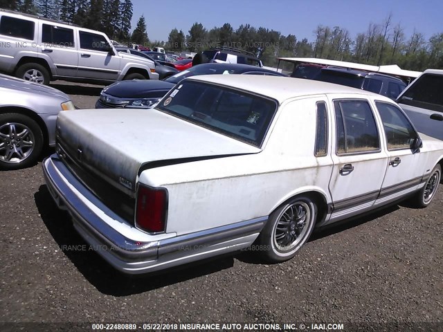 1LNLM81F0LY682074 - 1990 LINCOLN TOWN CAR WHITE photo 4