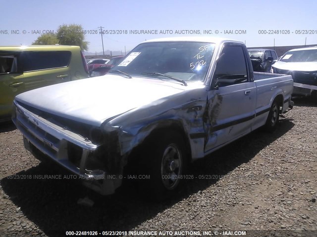 JM2UF1136J0327465 - 1988 MAZDA B2200 SHORT BED GRAY photo 2