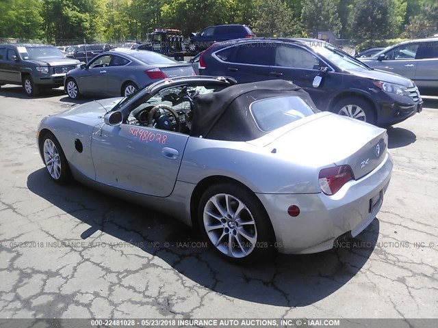 4USBU33577LW60562 - 2007 BMW Z4 3.0 SILVER photo 3