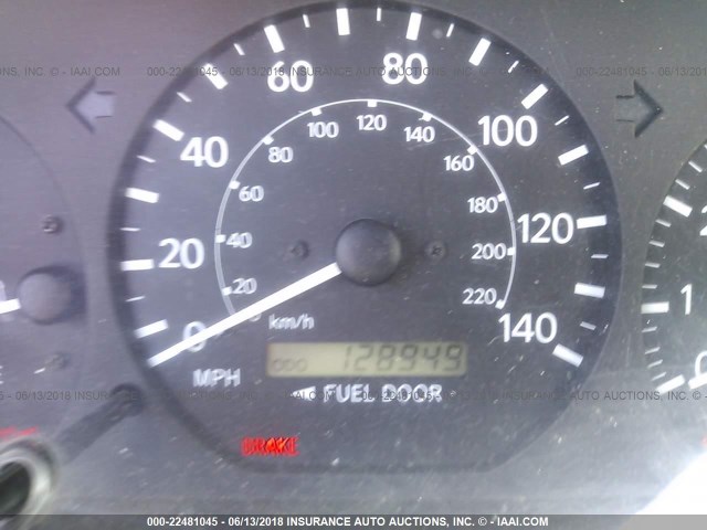 JT2BG22KX10577367 - 2001 TOYOTA CAMRY CE/LE/XLE SILVER photo 7