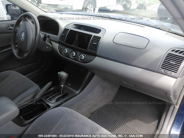 4T1BE32KX6U136921 - 2006 TOYOTA CAMRY LE/XLE/SE ლურჯი ფოტო 5