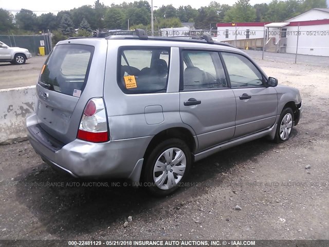 JF1SG63628H705893 - 2008 SUBARU FORESTER 2.5X SILVER photo 4