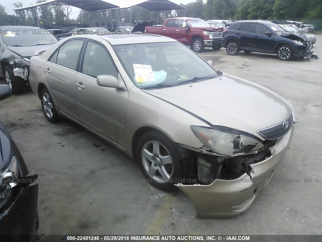 4T1BF30K82U023964 - 2002 TOYOTA CAMRY LE/XLE/SE ბეჟი ფოტო 1