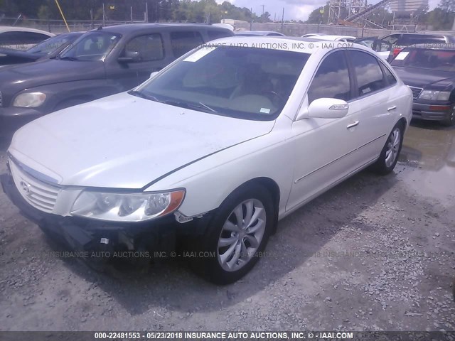 KMHFC46FX8A304250 - 2008 HYUNDAI AZERA SE/LIMITED WHITE photo 2