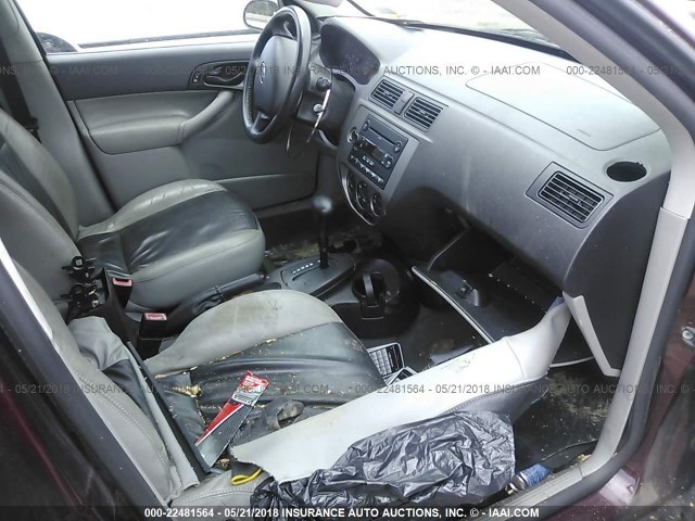 1FAFP34NX7W219834 - 2007 FORD FOCUS ZX4/S/SE/SES 栗色 照片 5