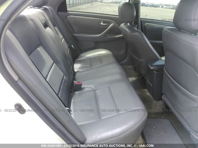 JT2BF22KX10313276 - 2001 TOYOTA CAMRY CE/LE/XLE თეთრი ფოტო 8