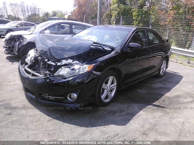 4T1BF1FK4DU666455 - 2013 TOYOTA CAMRY L/SE/LE/XLE 黑色 照片 2