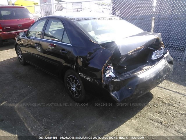 4T1BE32K32U055480 - 2002 TOYOTA CAMRY LE/XLE/SE 黑色 照片 3