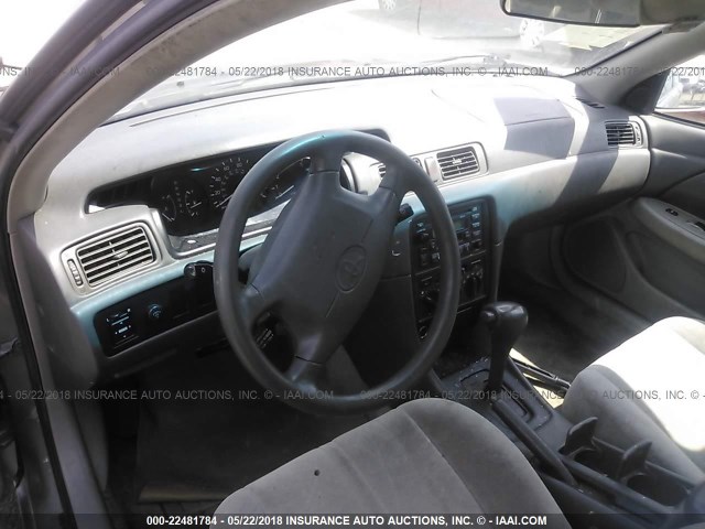 JT2BG22K5X0317080 - 1999 TOYOTA CAMRY LE/XLE GOLD photo 5
