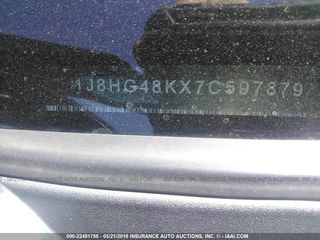 1J8HG48KX7C597879 - 2007 JEEP COMMANDER მწვანე ფოტო 9