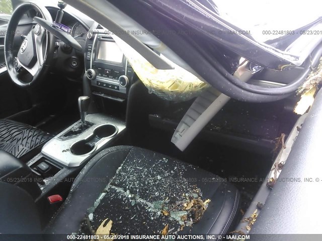 4T1BF1FK4CU066338 - 2012 TOYOTA CAMRY SE/LE/XLE BLACK photo 5