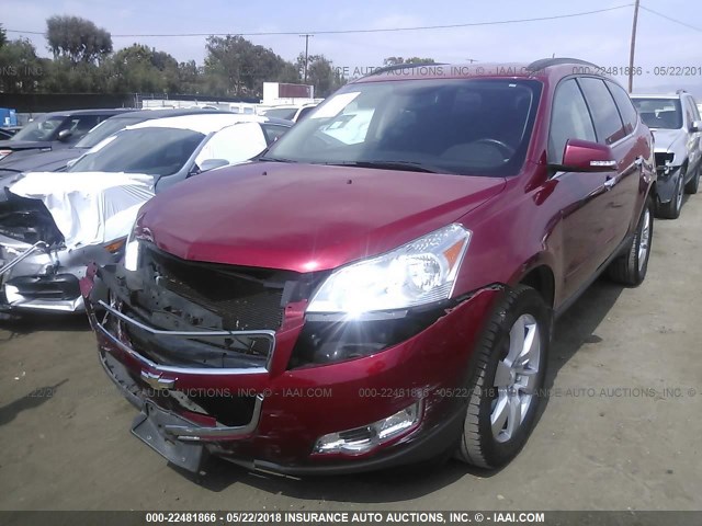 1GNKRGED5CJ266042 - 2012 CHEVROLET TRAVERSE LT RED photo 2