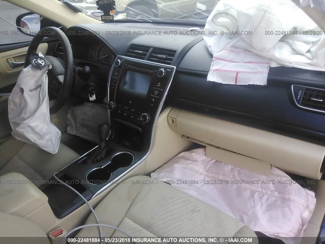 4T4BF1FK3FR480916 - 2015 TOYOTA CAMRY LE/XLE/SE/XSE BLACK photo 5