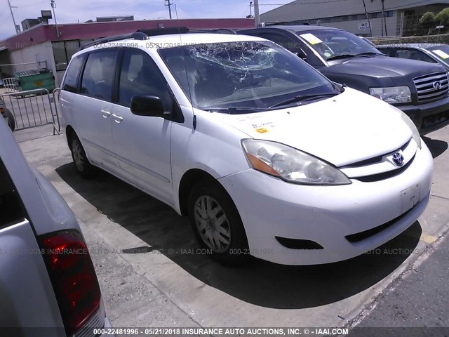 5TDZK23C28S122435 - 2008 TOYOTA SIENNA CE/LE WHITE photo 1