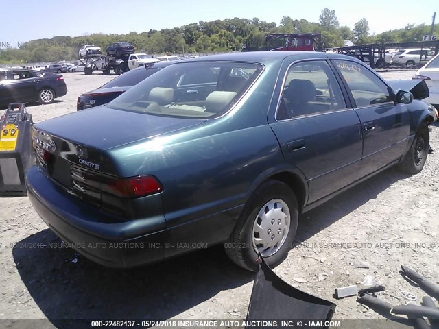 4T1BG22K1VU800428 - 1997 TOYOTA CAMRY CE/LE/XLE 绿色 照片 4