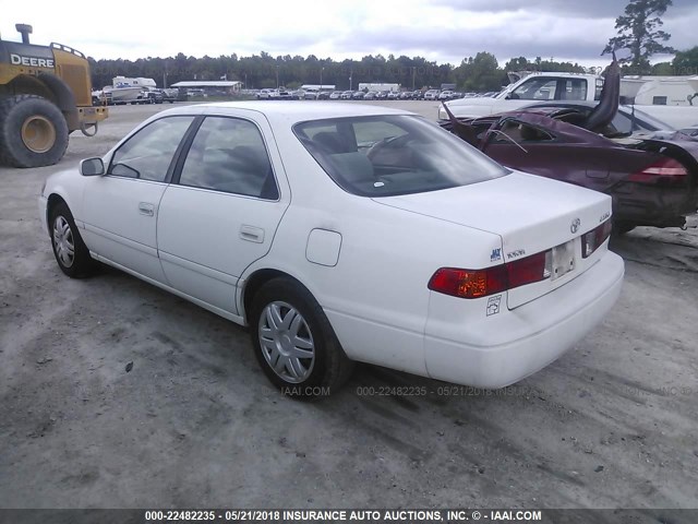 4T1BG22K11U794964 - 2001 TOYOTA CAMRY CE/LE/XLE 白色 照片 3