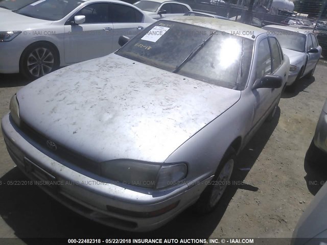 JT2SK11EXN0082094 - 1992 TOYOTA CAMRY DLX SILVER photo 2