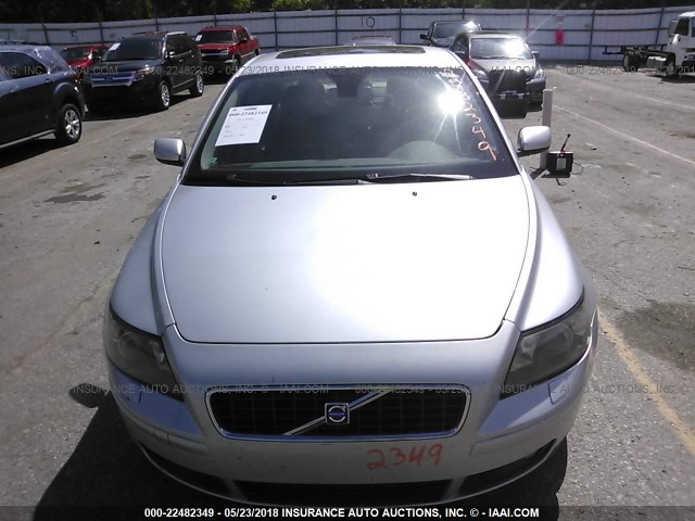YV1MH682352056247 - 2005 VOLVO S40 T5 SILVER photo 6
