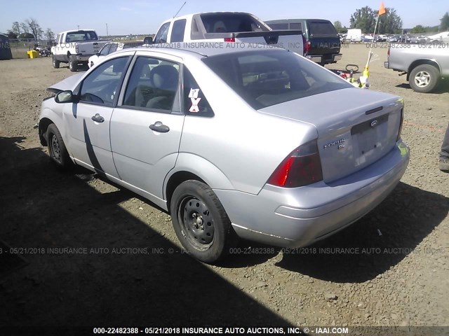 1FAFP34N17W353521 - 2007 FORD FOCUS ZX4/S/SE/SES SILVER photo 3