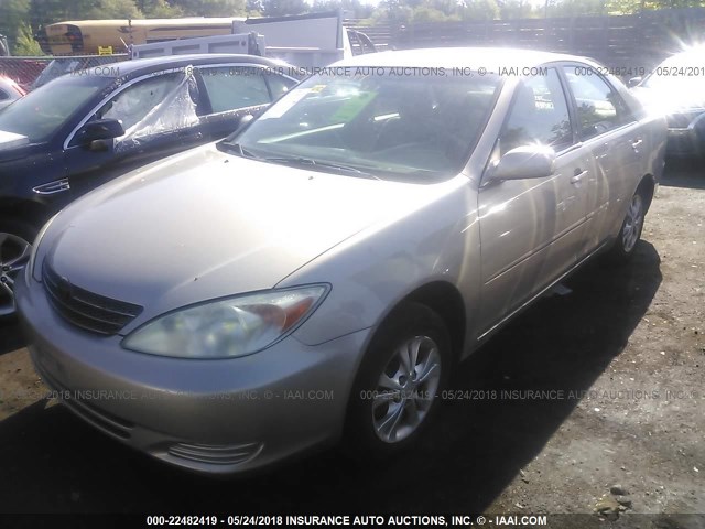 4T1BF32K64U075397 - 2004 TOYOTA CAMRY LE/XLE/SE ოქროსფერი ფოტო 2