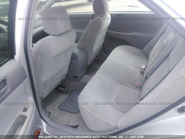 4T1BE32K53U158112 - 2003 TOYOTA CAMRY LE/XLE/SE ვერცხლისფერი ფოტო 8