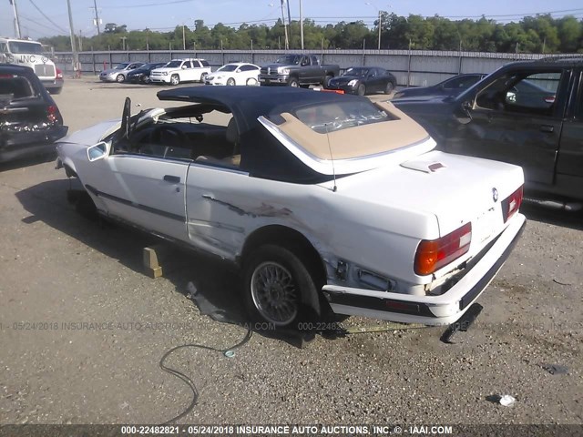 WBABB1319PEC06475 - 1993 BMW 325 IC WHITE photo 3