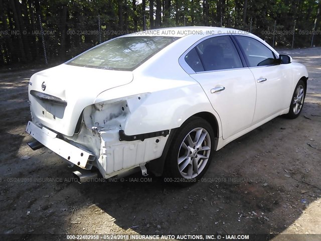 1N4AA51E79C832476 - 2009 NISSAN MAXIMA S/SV WHITE photo 4