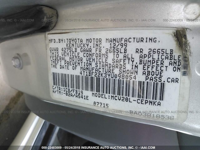 4T1BF22K3YU098054 - 2000 TOYOTA CAMRY LE/XLE SILVER photo 9