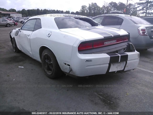 2C3CDYAG9EH107437 - 2014 DODGE CHALLENGER SXT WHITE photo 3