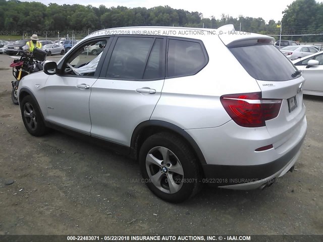 5UXWX5C59BL709357 - 2011 BMW X3 XDRIVE28I SILVER photo 3