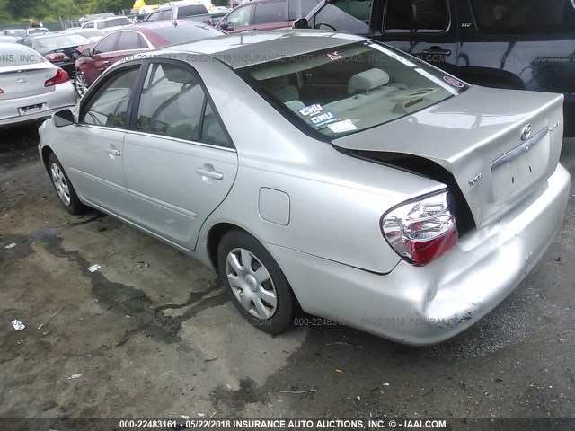 4T1BE32K53U173189 - 2003 TOYOTA CAMRY LE/XLE/SE ვერცხლისფერი ფოტო 3