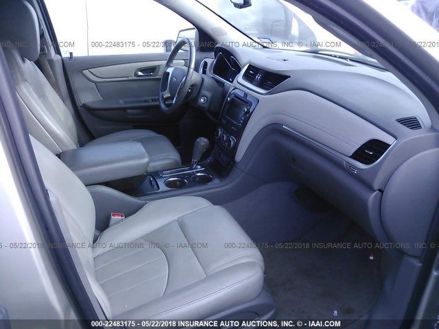 1GNKRLKD6DJ119663 - 2013 CHEVROLET TRAVERSE LTZ TAN photo 5