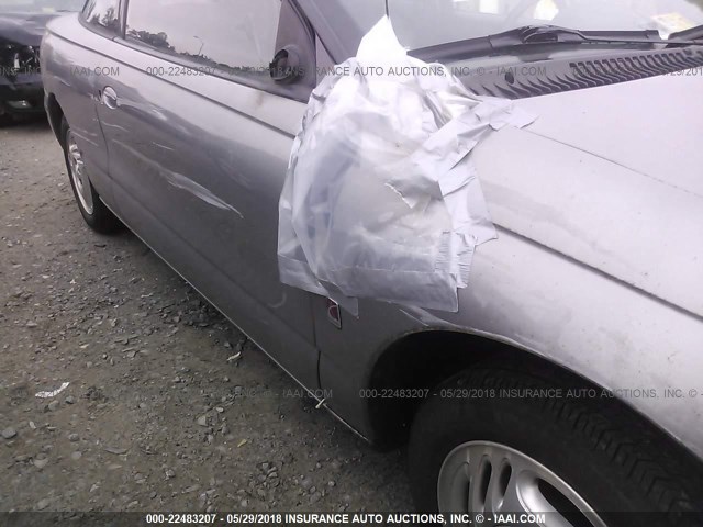 1G8ZG1278VZ325379 - 1997 SATURN SC2 GRAY photo 6