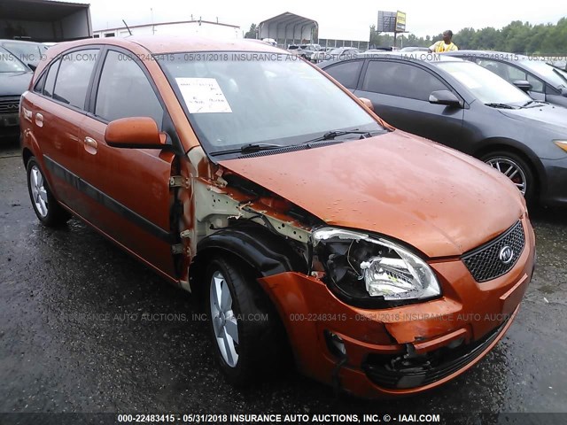 KNADE163176189305 - 2007 KIA RIO 5 SX ORANGE photo 1