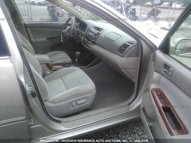4T1BE32K34U892085 - 2004 TOYOTA CAMRY LE/XLE/SE Şampan foto 5