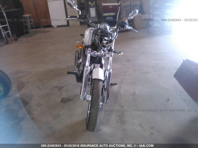 5VPGB26D793002291 - 2009 VICTORY MOTORCYCLES VEGAS თეთრი ფოტო 5