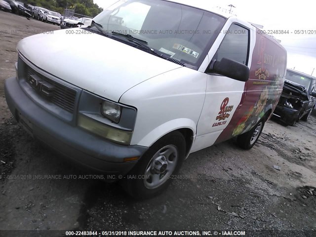 1GTDM19X63B504539 - 2003 GMC SAFARI XT WHITE photo 2