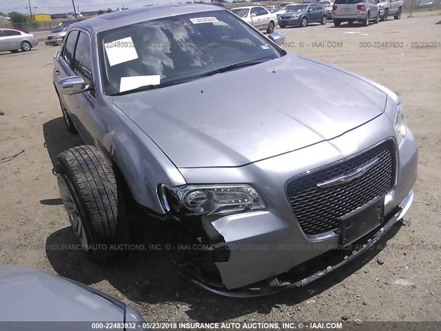 2C3CCAEG9HH570638 - 2017 CHRYSLER 300C SILVER photo 1