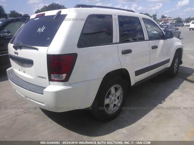 1J4GR48K15C697258 - 2005 JEEP GRAND CHEROKEE LAREDO/COLUMBIA/FREEDOM 白色 照片 4
