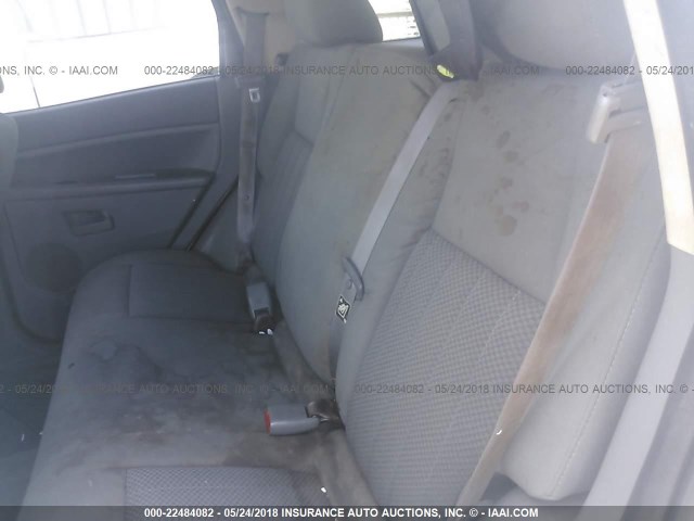 1J4GR48K15C697258 - 2005 JEEP GRAND CHEROKEE LAREDO/COLUMBIA/FREEDOM 白色 照片 8