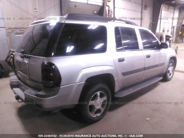 1GNET16S546127736 - 2004 CHEVROLET TRAILBLAZER EXT LS/EXT LT GRAY photo 4