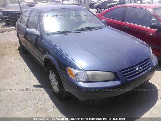 JT2BG22K5V0021425 - 1997 TOYOTA CAMRY LE/XLE BLUE photo 1