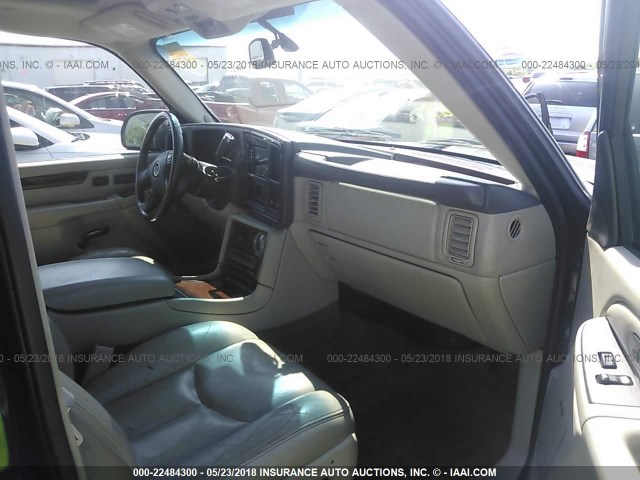 1GYEK63N05R149483 - 2005 CADILLAC ESCALADE LUXURY შავი ფოტო 5