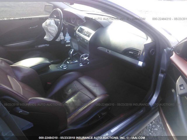 WBAEA53558CV90243 - 2008 BMW 650 I ნაცრისფერი ფოტო 5