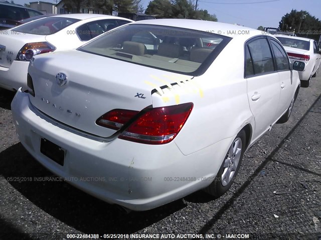 4T1BK36B87U207893 - 2007 TOYOTA AVALON XL/XLS/TOURING/LIMITED WHITE photo 4