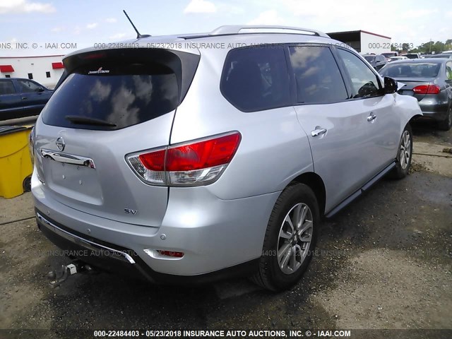 5N1AR2MN5EC647121 - 2014 NISSAN PATHFINDER S/SV/SL/PLATINUM SILVER photo 4