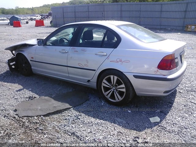 WBAAM3346YFP82190 - 2000 BMW 323 I SILVER photo 3