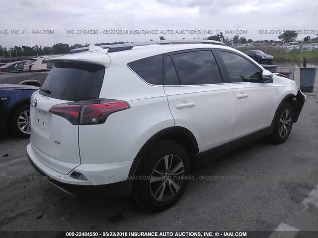 JTMWFREV9JJ728820 - 2018 TOYOTA RAV4 ADVENTURE/XLE 白色 照片 4