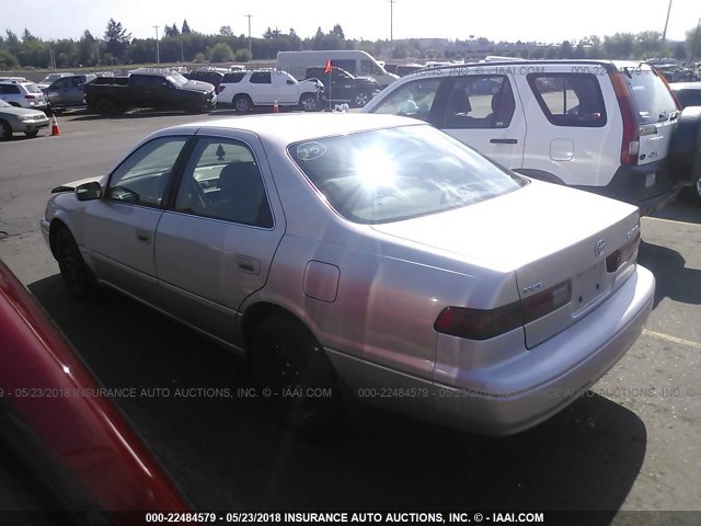 4T1BG22K3WU857652 - 1998 TOYOTA CAMRY CE/LE/XLE 金色 照片 3