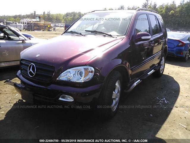 4JGAB54E52A328427 - 2002 MERCEDES-BENZ ML 320 RED photo 2